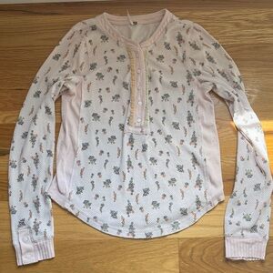 FREE PEOPLE Light Pink Floral Henley Long Sleeve Top
